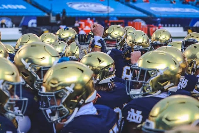 BREAKING NEWS: A standout Notre Dame Fighting Irish star has been ruled out for the entire season after suffering a serious injury during practice.