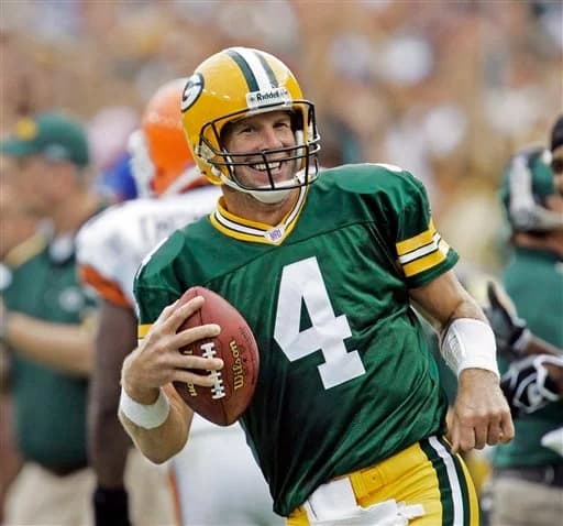 BREAKING NEWS: A former player of the Packers has filed a surprise lawsuit against his wife after routine blood tests conducted prior to their son's surgery unexpectedly revealed that he is not the biological father of any of the children in their family.